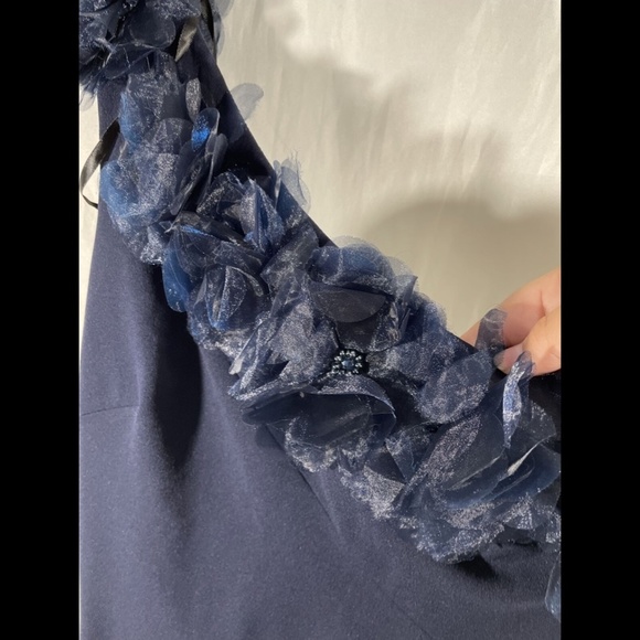 NWT Xscape Floral Applique One Shoulder Gown‎ in Navy [ PETITE 8P ] - Picture 9 of 12
